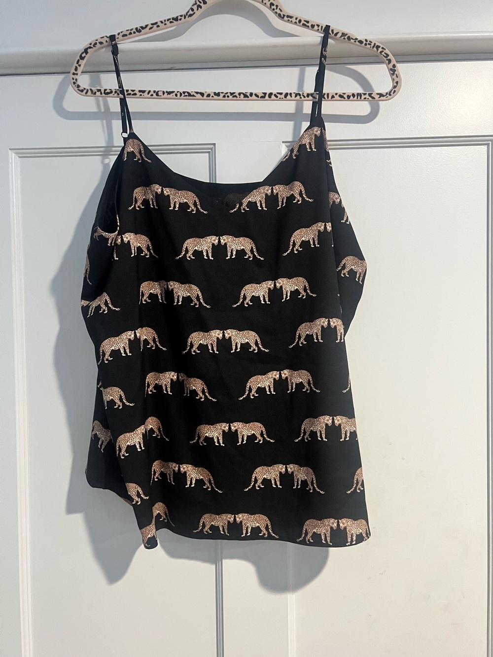 Ann Taylor Leopard Print Drapey Cami Top Size XL Black - Picture 2 of 8